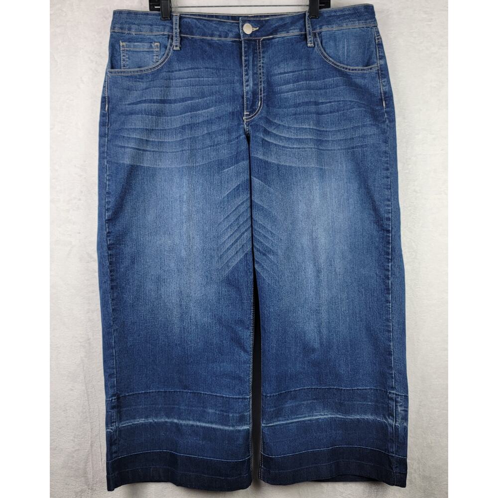 Crown & Ivy Curvy Wide Leg Raw Hem Women Plus Size 20W Jeans